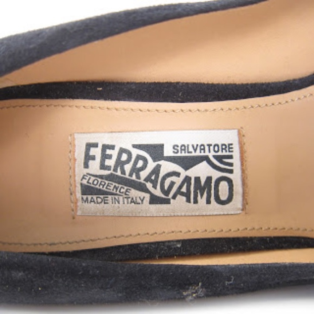 🍔SOLD🍔pre-loved auth SALVATORE FERRAGAMO size 10.5B $695 - Picture 2 of 8